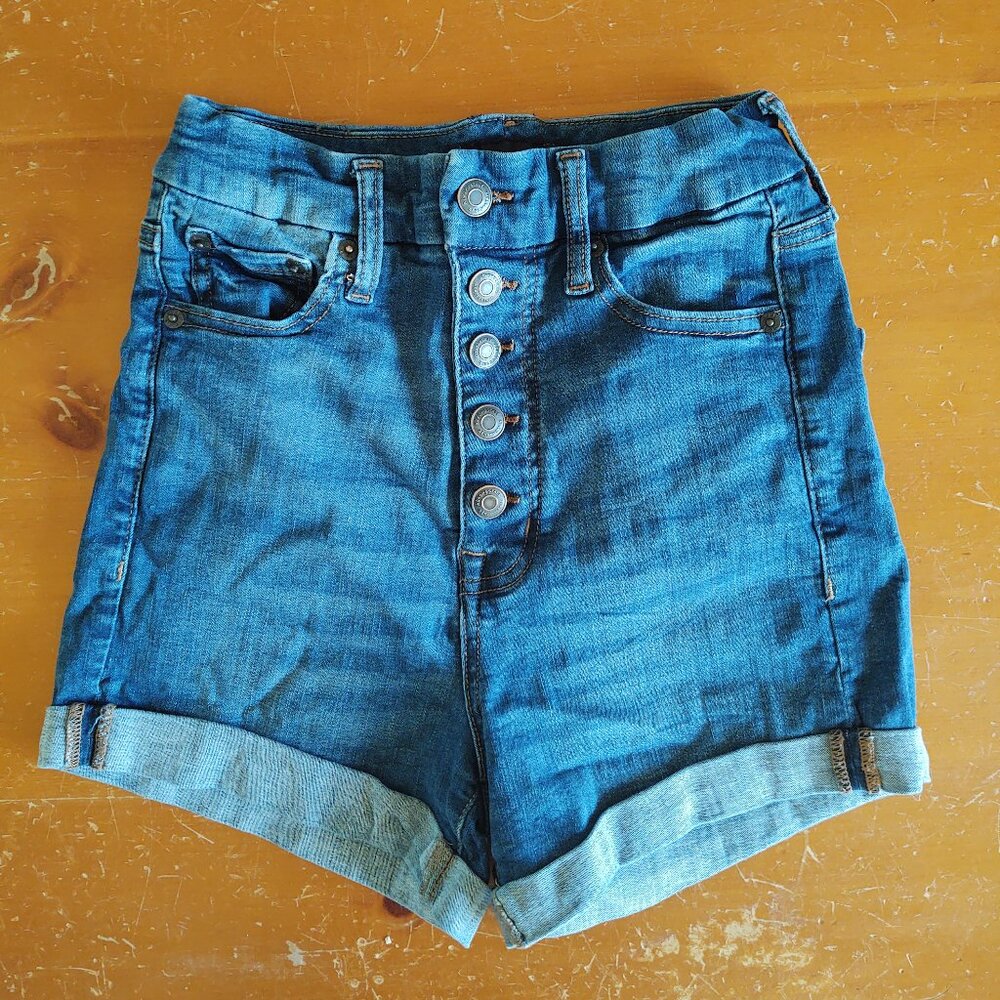 AEROPOSTALE SUPER HIGH RISECURVY MIDI SIZE 2 BUTTON FLY 5 POCKET CUFFED SHORTS